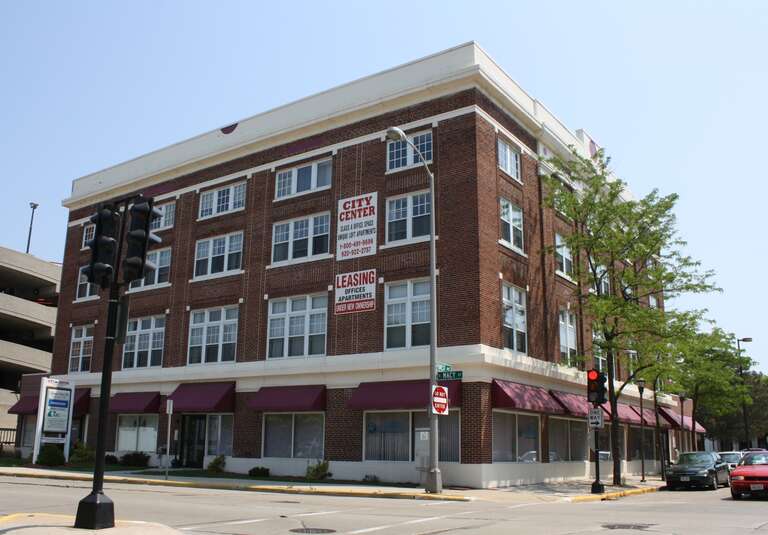 This   file was uploaded  with Commonist.