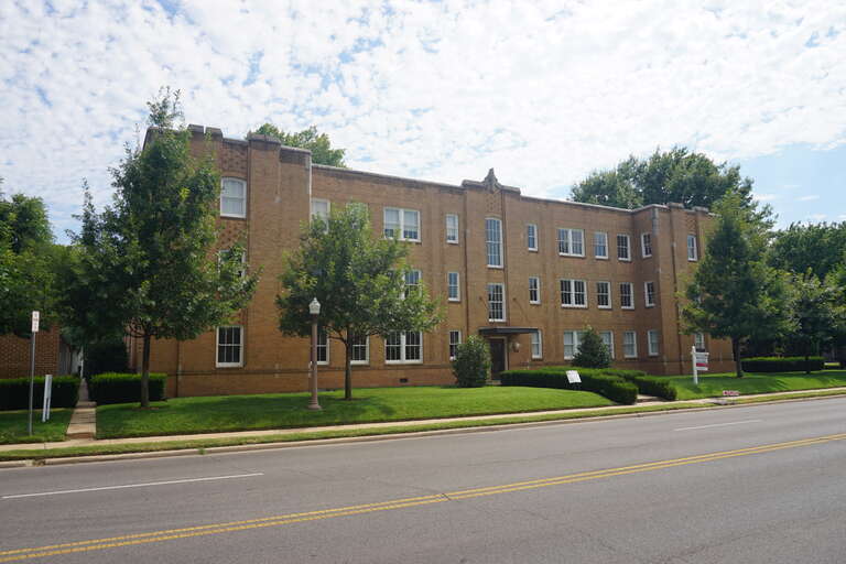 The Logan Apartments in Norman, Oklahoma (United States).