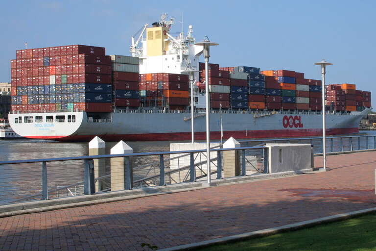 Container ship OOCL Busan