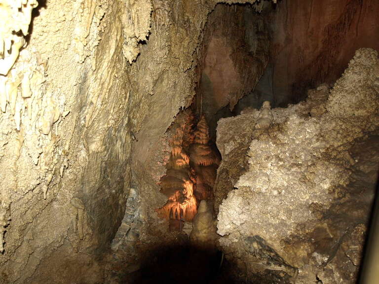 Small limestone formations, Lewis and Clark Caverns