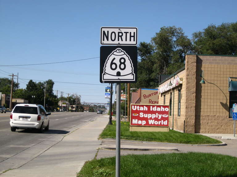 Solo UT-68 Shield, N from 7800 S