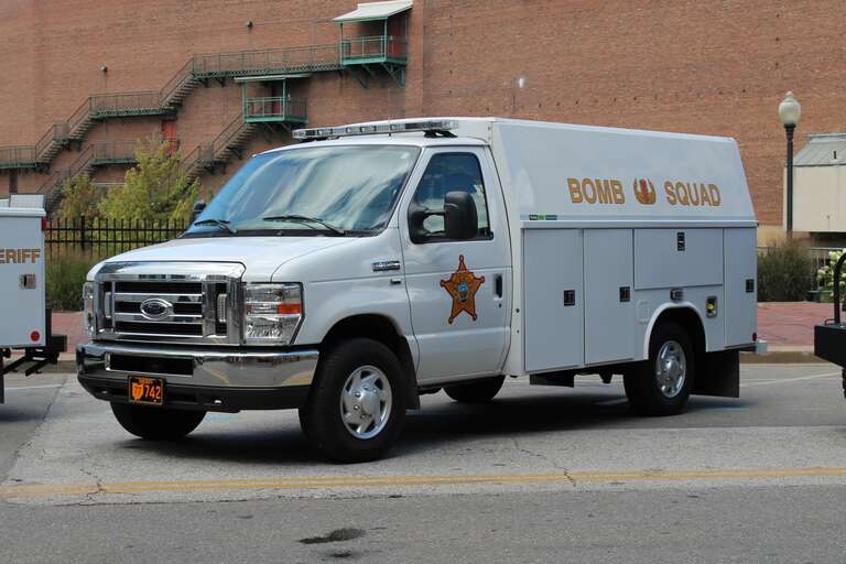 Summit County Sheriff Bomb Squad Ford E-350