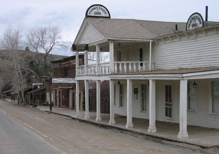 Photograph of Virginia City ghost town buildings. Taken on April 16, 2006 by Parodygm 03:04, 28 March 2007 (UTC)