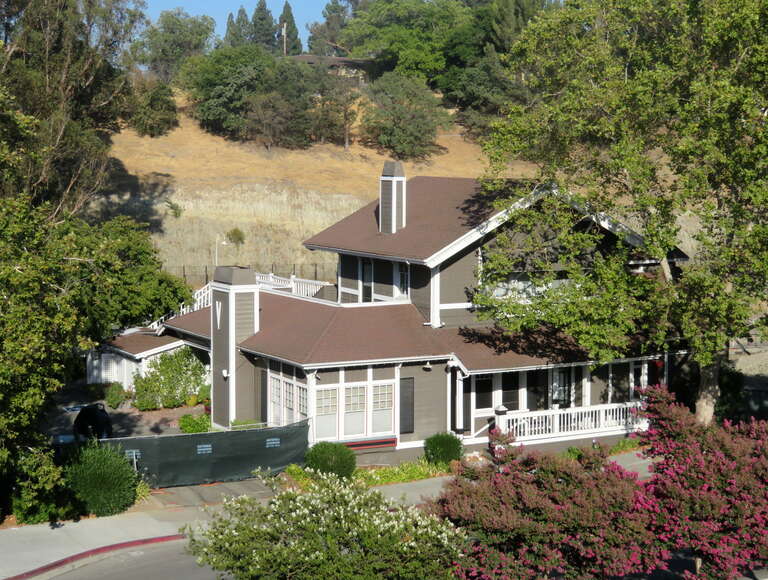 The former Walnut Creek station in August 2018