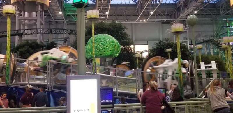 The BrainSurge attraction at Nickelodeon Universe in Bloomington, MN