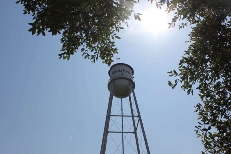 This Gruene landmark is always a happy sight.