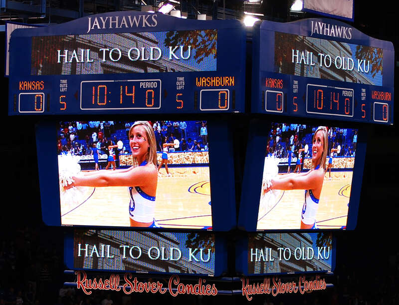 Singing the Alma Mater before the game.

www.DavidReber.com