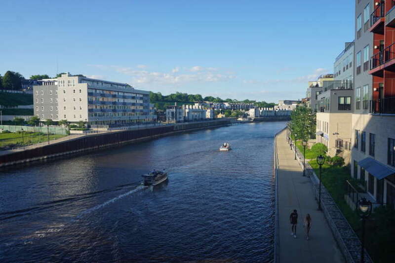 The Milwaukee River in Milwaukee, Wisconsin (United States).