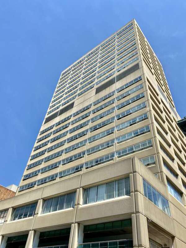 Built in 1978-79, this International-style 22-story 341-foot-tall skyscraper, the tallest building in Harrisburg, houses the Pennsylvania Department of Education.  The building features vertically ribbed concrete panels, ribbon windows, concrete-clad