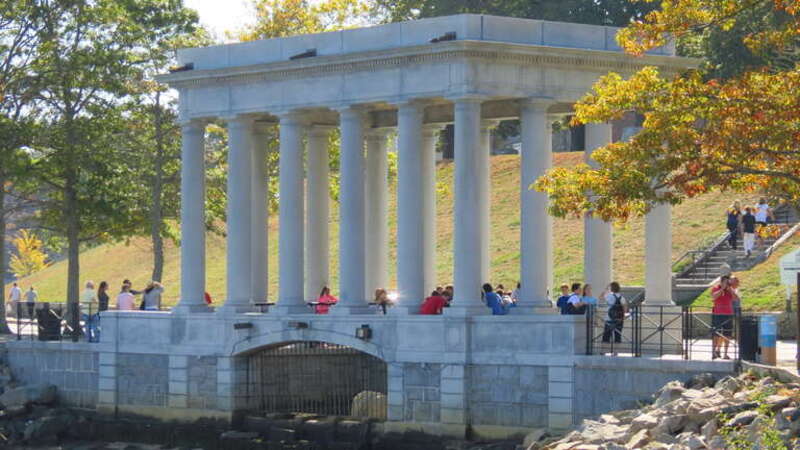 Plymouth Rock, Water St, Plymouth, Massachusetts, United States