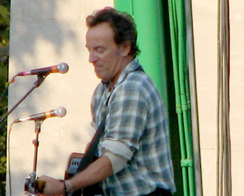 The Boss performing free on the Parkway for a Barack Obama rally and voter registration.

&amp;lt;a href=&quot;http://my.barackobama.com&quot;&amp;gt;my.barackobama.com&amp;lt;/a&amp;gt;