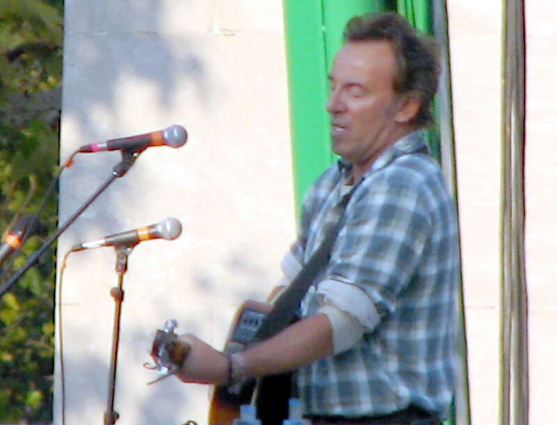 The Boss performing free on the Parkway for a Barack Obama rally and voter registration.

&amp;lt;a href=&quot;http://my.barackobama.com&quot;&amp;gt;my.barackobama.com&amp;lt;/a&amp;gt;