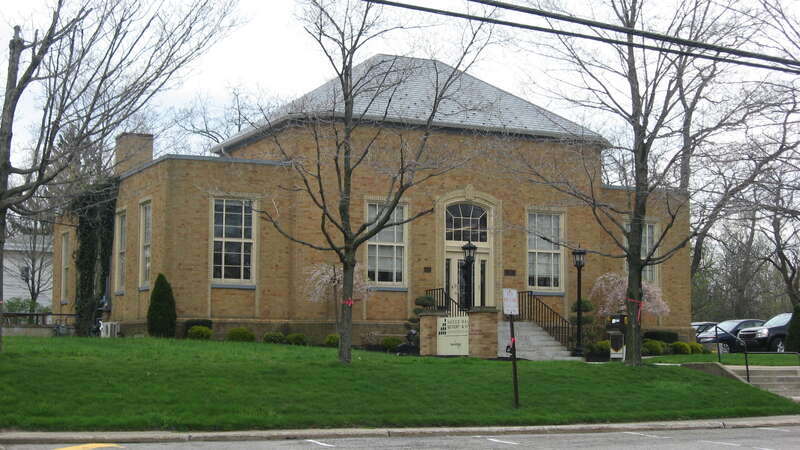 Front of the Chardon Post Office Building, located at 121 South Street (State Route 44) in Chardon, Ohio, United States.  Built in 1941, it is listed on the National Register of Historic Places.