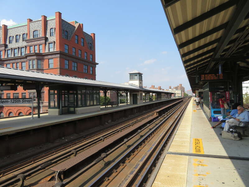 Harlem–125th Street station viewed from the east platform in September 2018