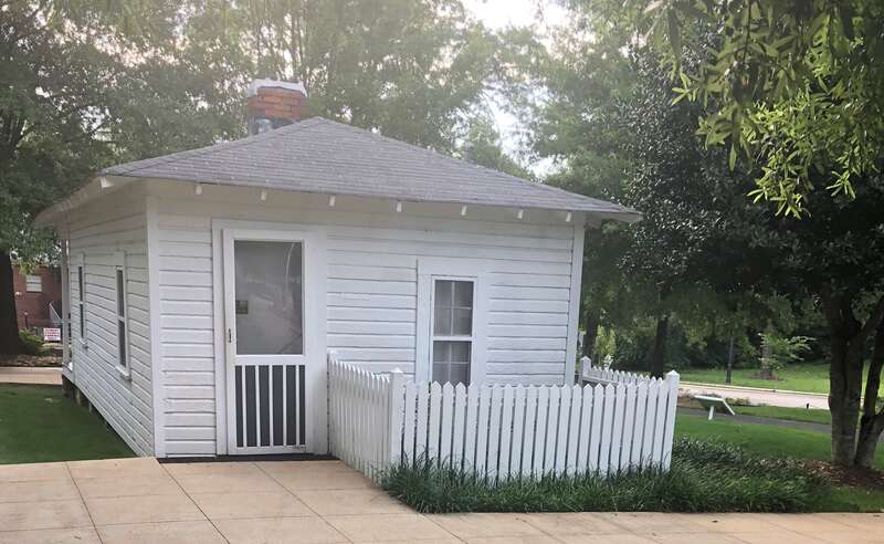 House where Elvis Aron Presley was born in 1931. Tupelo, Mississippi.