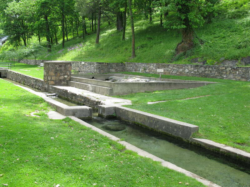 Berkeley Springs State Park, Bath (Berkeley Springs), West Virginia

Camera location39° 37′ 36.8″ N, 78° 13′ 44.4″ W   View this and other nearby images on: OpenStreetMap 39.626889;  -78.229000