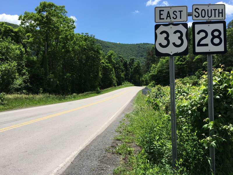 View east along U.S. Route 33 and south along West Virginia State Route 28 (Mountaineer Drive) in Seneca Rocks, Pendleton County, West Virginia
