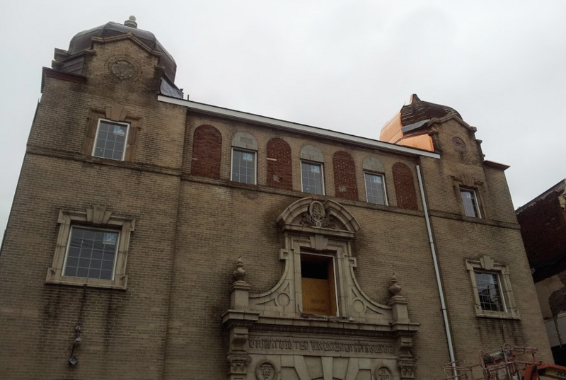 615 S 6th Street, Philadelphia, Pennsylvania, on May 29, 2014. The former B'nai Reuben synagogue, and Antiquarian's Delight, undergoing renovoations into condominiums. Photo by Morris Levin.
