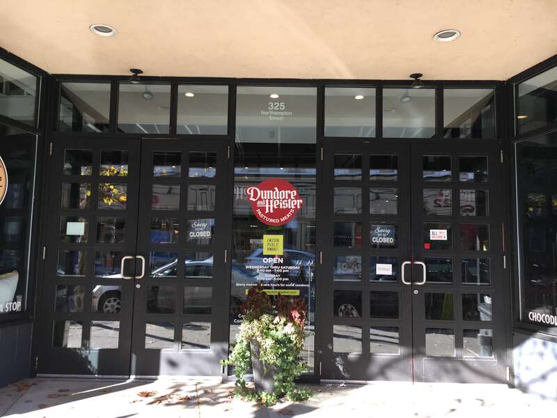 The front entrance of the Easton Public Market