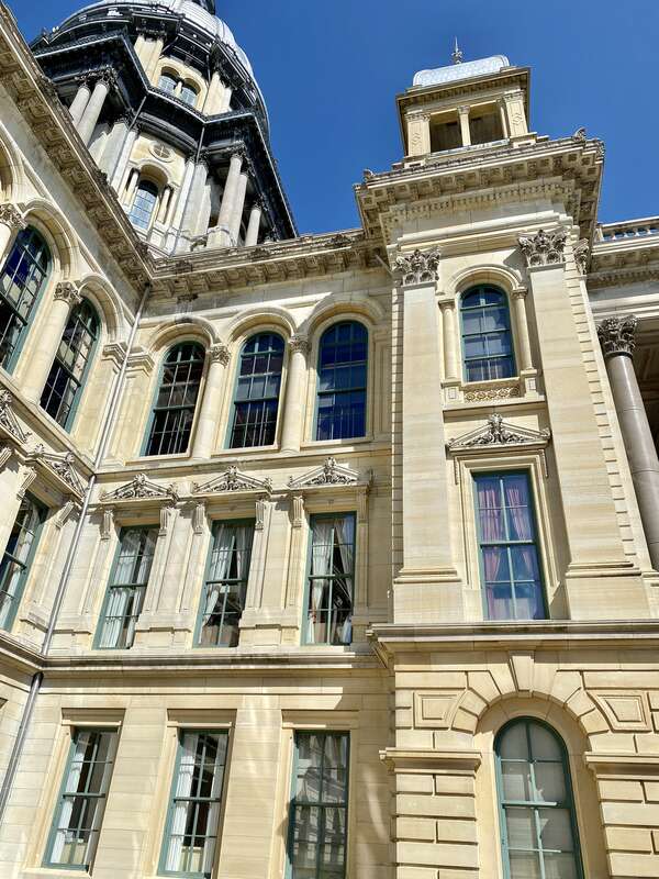 Built between 1868 and 1888, this Second Empire and Renaissance Revival-style building was designed by Alfred H. Piquenard of the Chicago-based architecture firm Cochrane and Garnsey to serve as the Illinois State Capitol, replacing the then-31 year