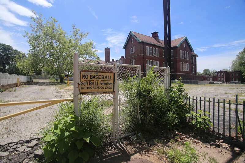 NO BASEBALL or SoftBALL Permitted IN THIS SCHOOL YARD