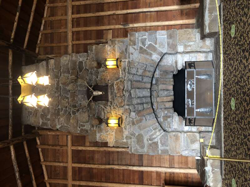 Enterior of Old Faithful Lodge