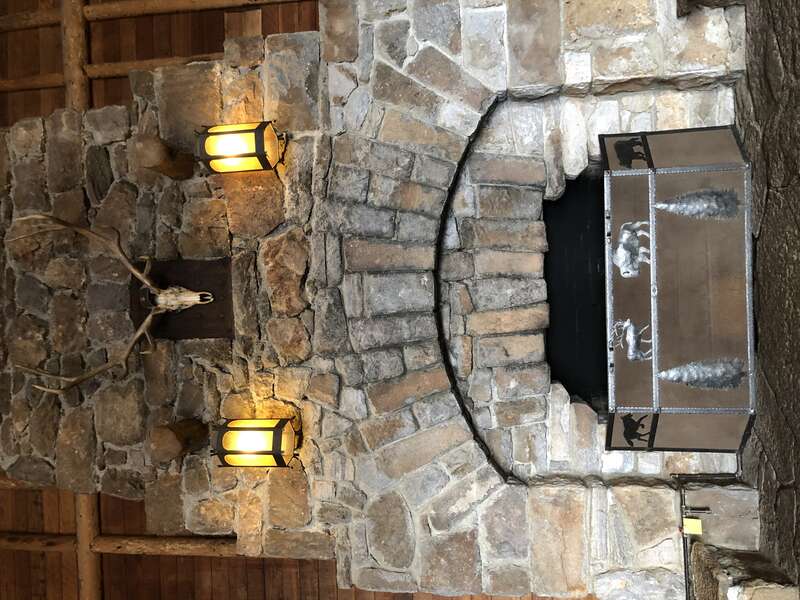 Enterior of Old Faithful Lodge