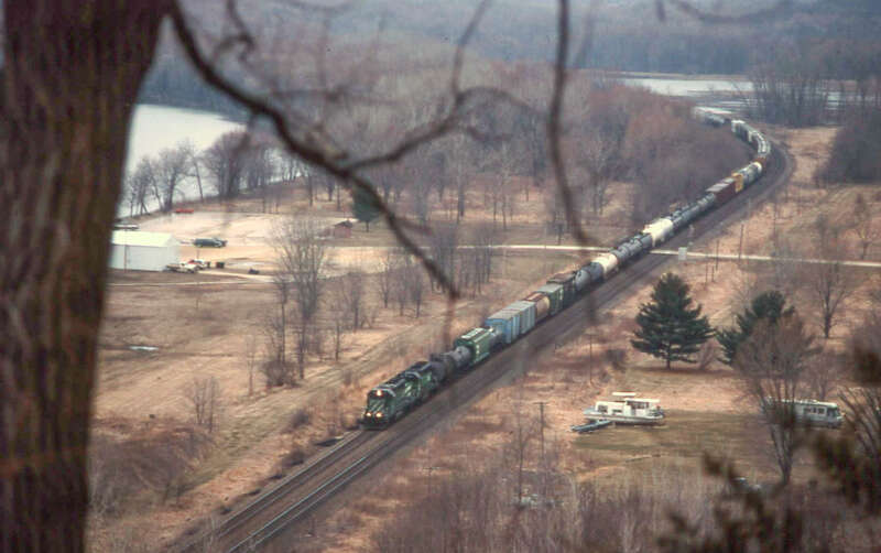 19970322 02 BNSF Mississippi Palisades