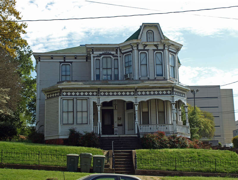 320 Washington Avenue, part of the Dowe Historic District in Montgomery, Alabama