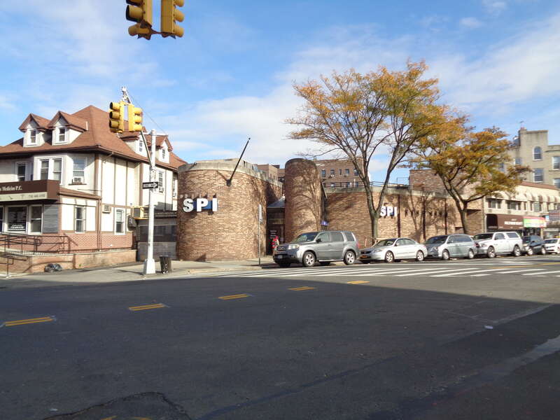 SPI Prep, a cram school at the northeast corner of Broadway and 76th Street in Elmhurst, Queens.