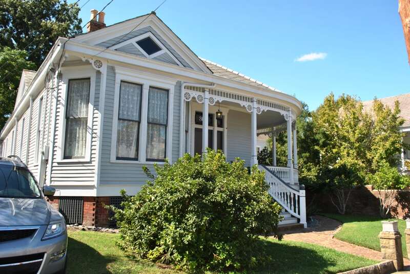 House with curved porch, 304 Washington Street, Natchez MS USA. 

Downriver Residential Historic District