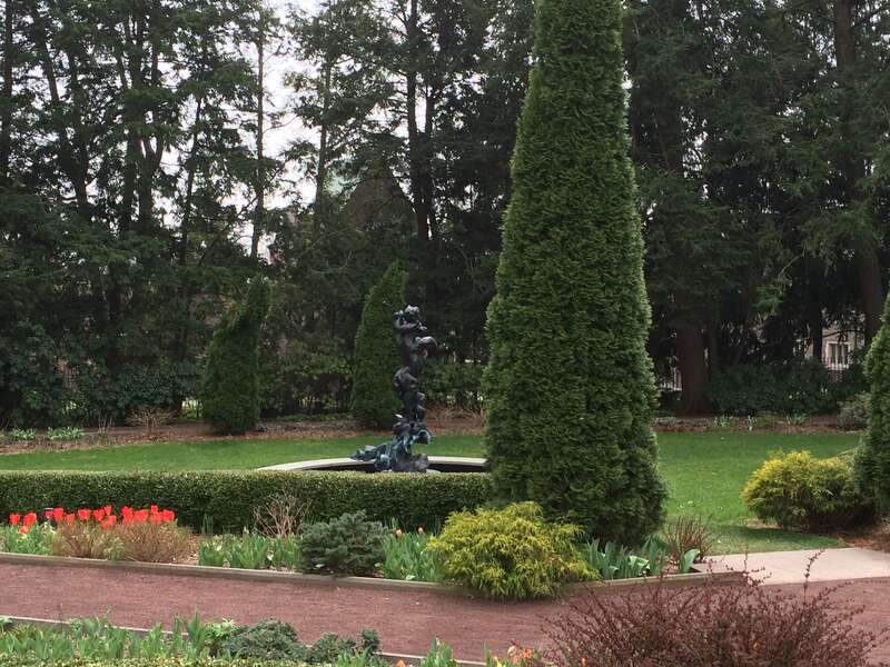 Garden outside of the University President's Residence in Princeton University