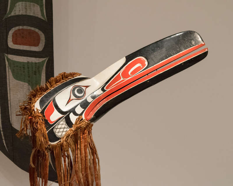 Gwaxwiwe' hamsiwe' (mask of the raven man-eater).
Mungo Martin (Nakapankam), Kwakwaka'wakw, ca. 1940. Red cedar, red cedar bark, paint. John H. Hauberg, 91.1.13.