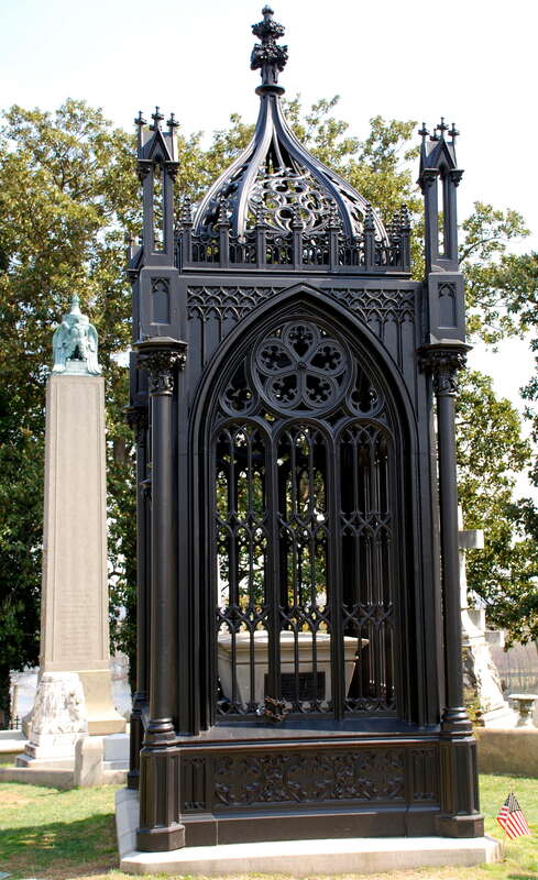 Picture of James Monroe's Grave at Hollywood Cemetery in Richmond Virgina. John Tyler's grave is visible in the background. Matthew Fontaine Maury is buried between these two presidents.