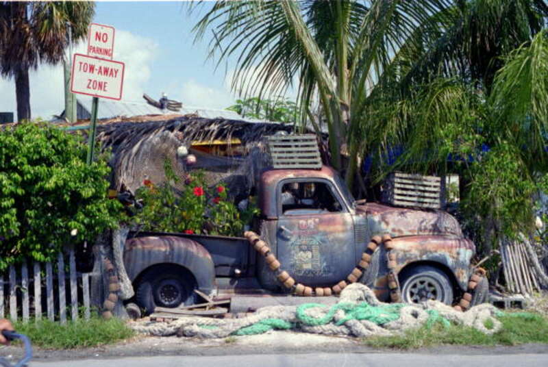 Local call number: DM5536
Title: Old truck advertising B.O.'s Fish Wagon restaurant at 801 Caroline Street: Key West, Florida
Date: March 2, 1997
Physical descrip: 1 photonegative - col. - 35 mm.
Series Title: Dale M. McDonald Collection
Repository: