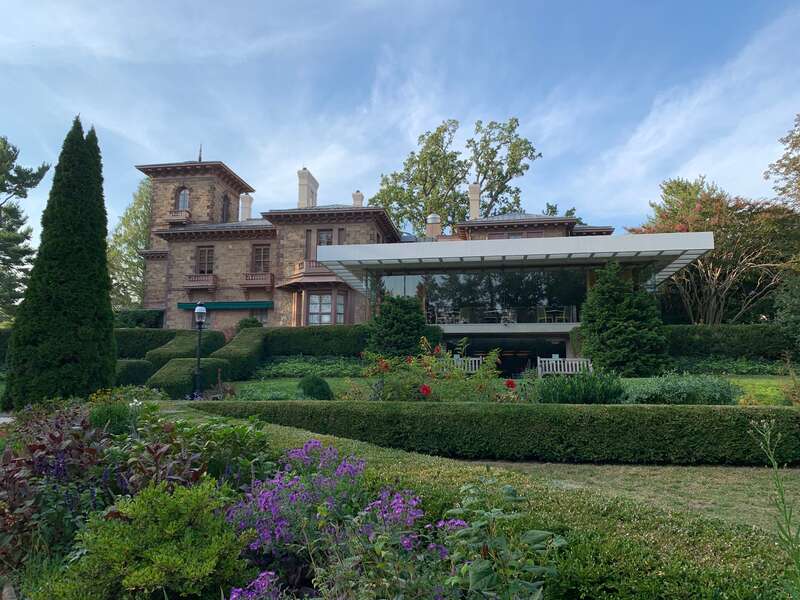 A photograph of Prospect House and the garden in Princeton University, Mercer County, New Jersey.
