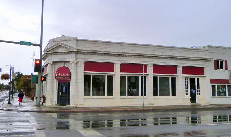 The historic Twin Falls Title and Abstract building (built 1917), located at 202 Shoshone Street East in Twin Falls, Idaho, United States, is listed as a contributing resource in the Twin Falls Downtown Historic District. The historic district is
