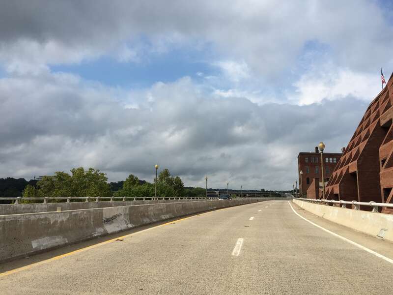 View south along U.S. Route 29 (west along the Whitehurst Freeway) at Wisconsin Avenue NW in Washington, D.C.