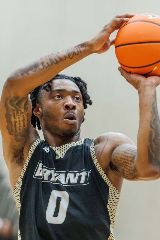 Bryant Bulldog basketball player Earl Timberlake