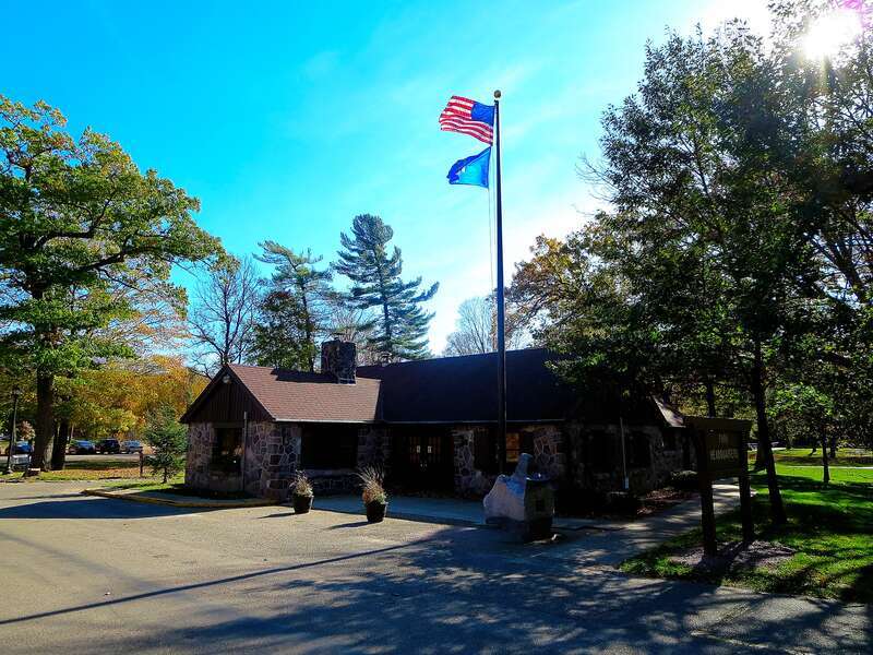 Devils Lake State Park Headquarters