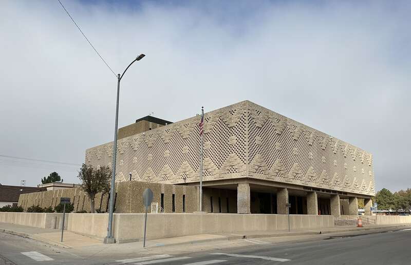 Federal Building and US Courthouse
Roswell, New Mexico, USA