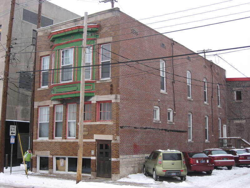 Front of the apartment building located at 113 Gentry Street in downtown Bloomington, Indiana, United States.  Built in 1905, it is part of the Courthouse Square Historic District, a historic district that is listed on the National Register of