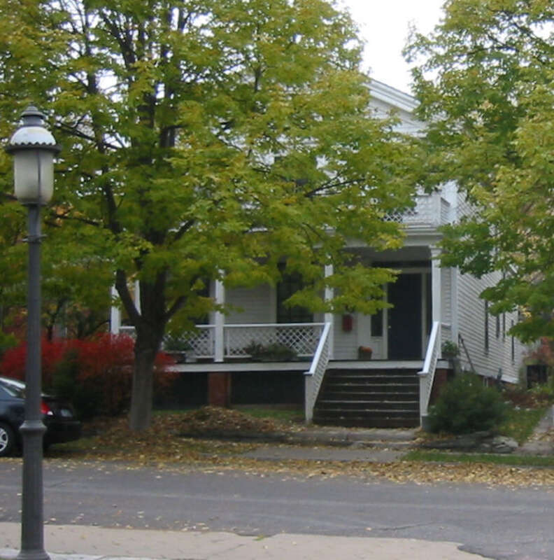 The Parker-Marshall house in St. Paul, Minnesota, within the w:Irvine Park Historic District.