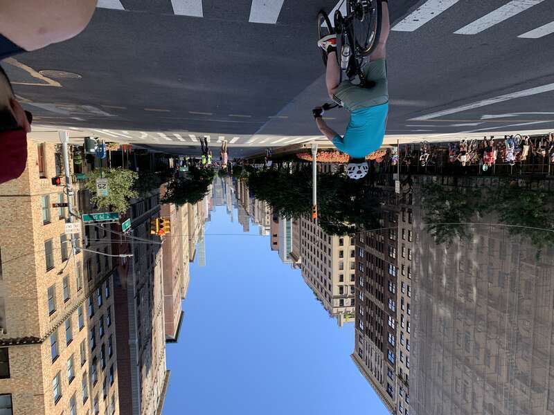 Summer Streets NYC 2023-08-19, red light on Park Avenue and 79th, Upper East Side, Manhattan