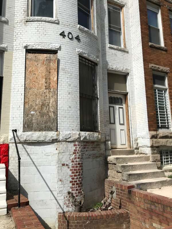 Photograph by Eli Pousson, 2018 April 22.