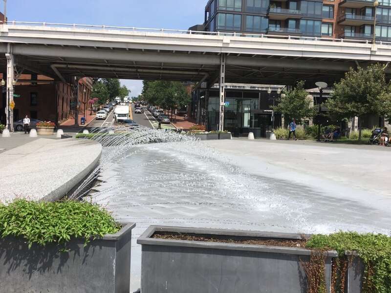 A spraying fountain
Waterfront Park and Percy Plaza
Keywords: nps; national park service; rocr; rock creek park; dc; district of columbia; washington; percy plaza; waterfront park