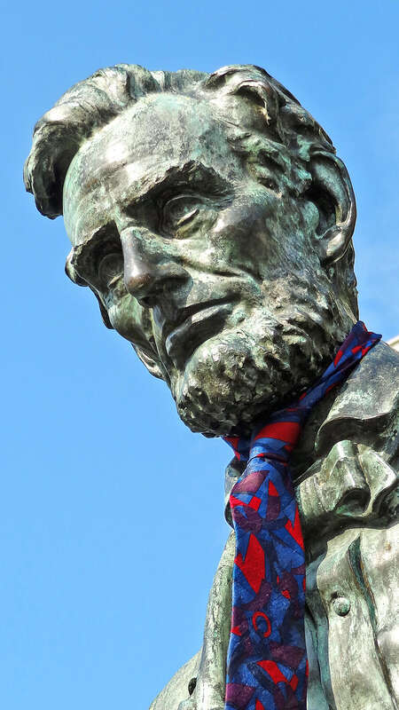 PLEASE, NO invitations or self promotions, THEY WILL BE DELETED. My photos are FREE to use, just give me credit and it would be nice if you let me know, thanks.
Outside of city hall was a statue of Abraham Lincoln (February 12, 1809 – April 15,