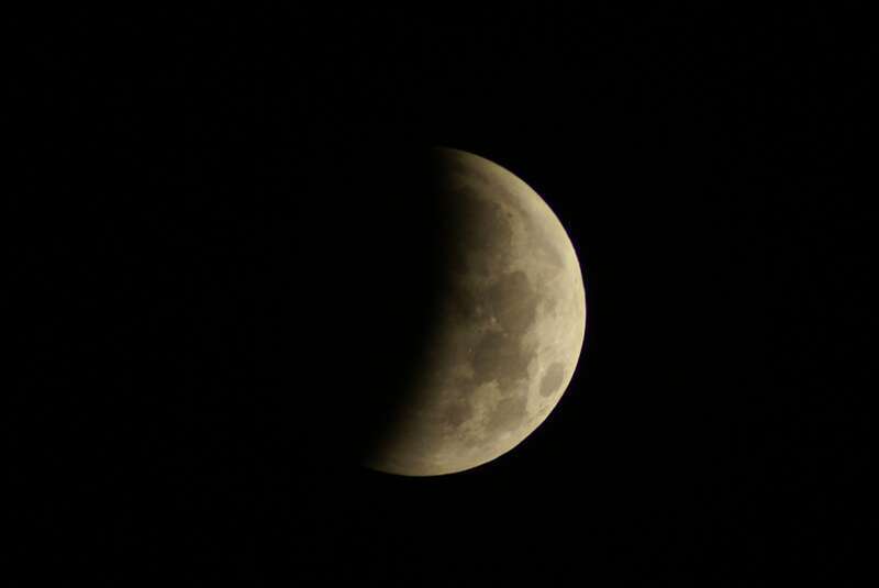 sadly i fell asleep before it turned red but i got a few good ones