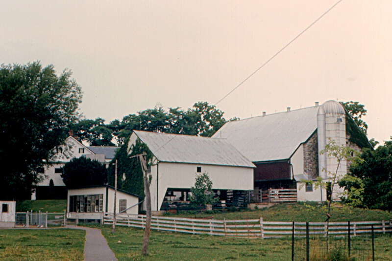 The &quot;Amish Farm,&quot; near Lancaster, Pennsylvania.  It was a tourist attraction.