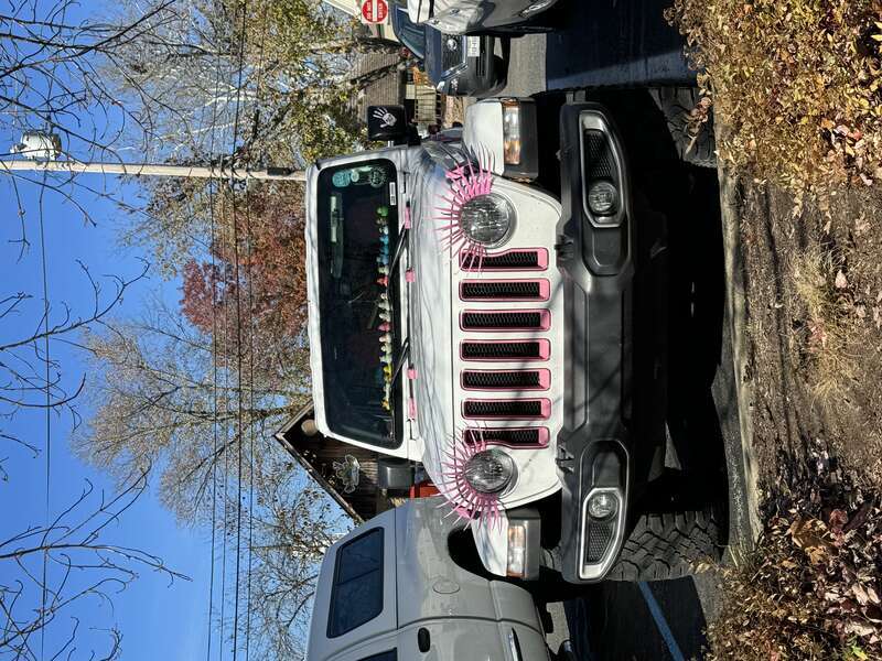 White Jeep in Nashville, IN